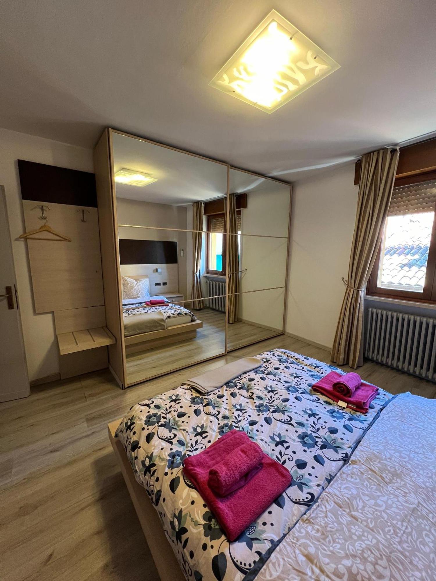 B&B Al Vittoriale Da Maja Гардоне Ривьера Экстерьер фото