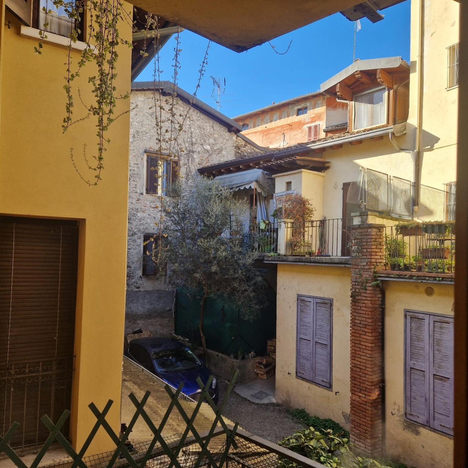 B&B Al Vittoriale Da Maja Гардоне Ривьера Экстерьер фото