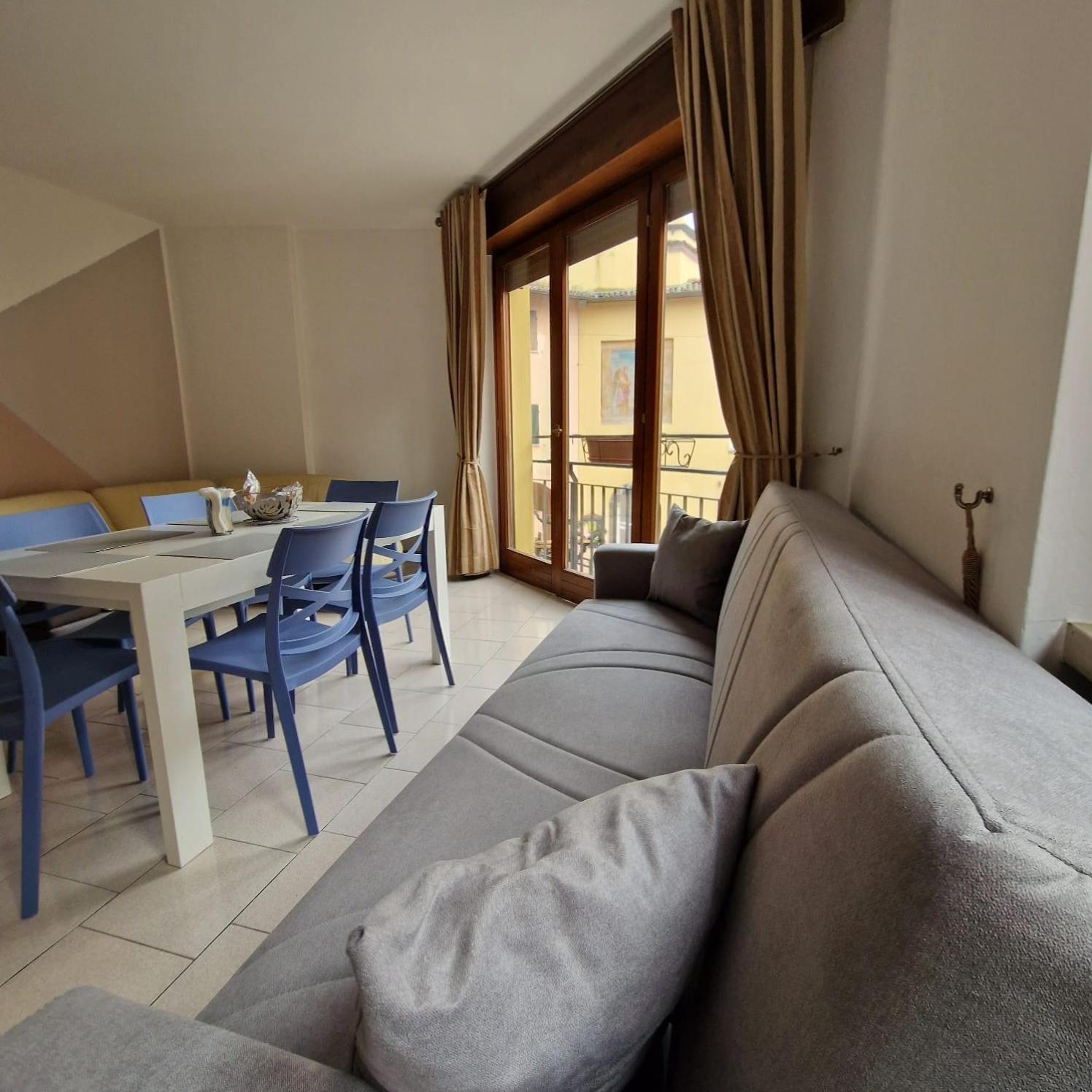 B&B Al Vittoriale Da Maja Гардоне Ривьера Экстерьер фото