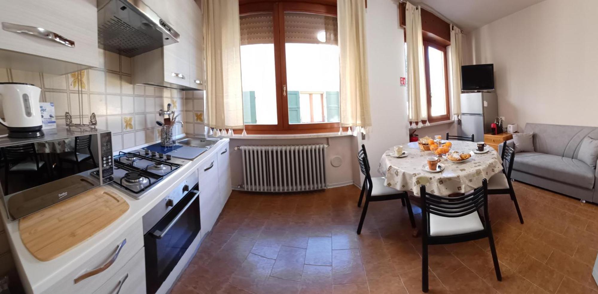 B&B Al Vittoriale Da Maja Гардоне Ривьера Экстерьер фото